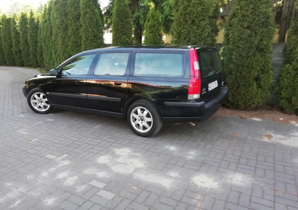 Volvo V70 cena 4450 przebieg: 195000, rok produkcji 2002 z Płońsk małe 154